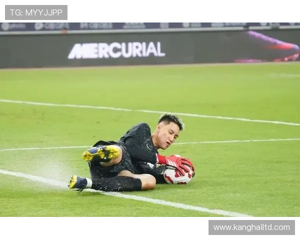 克雷桑：失误丢球 后半场表现出色